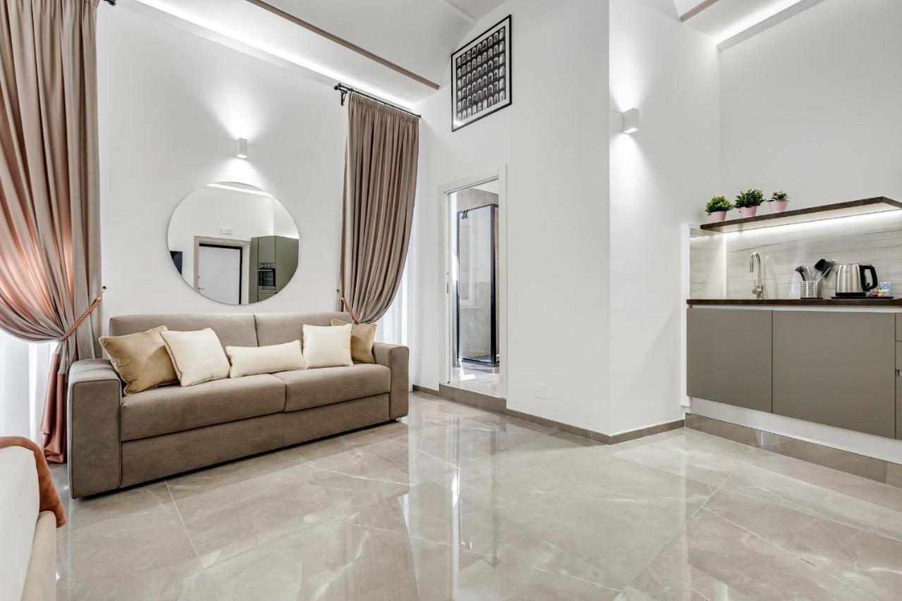Unoseitre - Luxury Apartment & Suite Rome Exterior photo