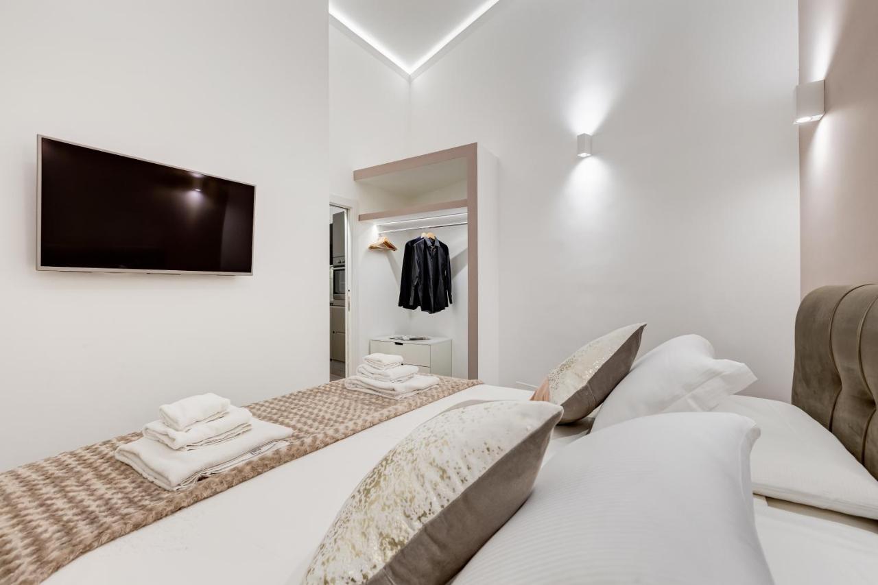 Unoseitre - Luxury Apartment & Suite Rome Exterior photo