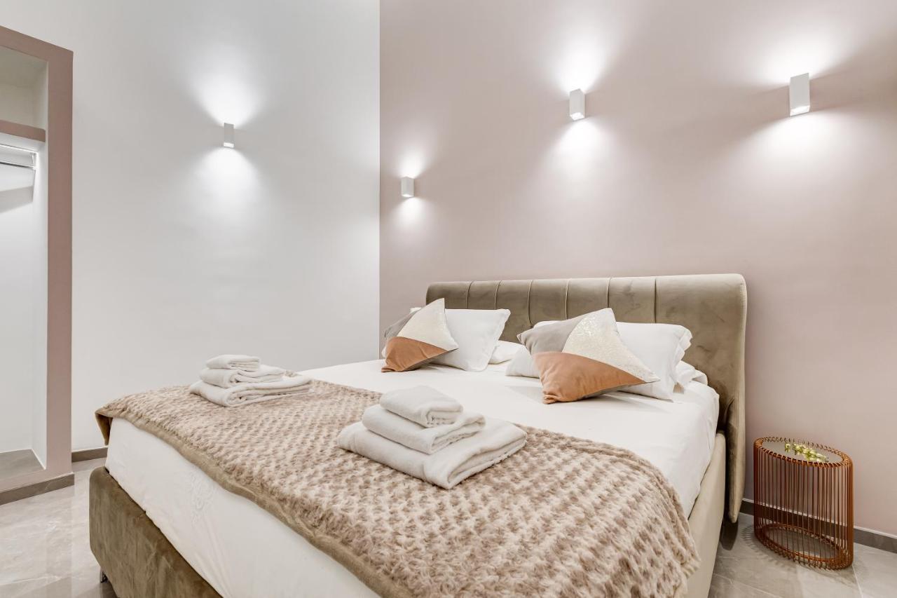 Unoseitre - Luxury Apartment & Suite Rome Exterior photo
