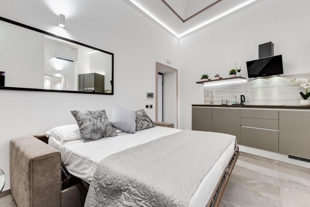 Unoseitre - Luxury Apartment & Suite Rome Exterior photo