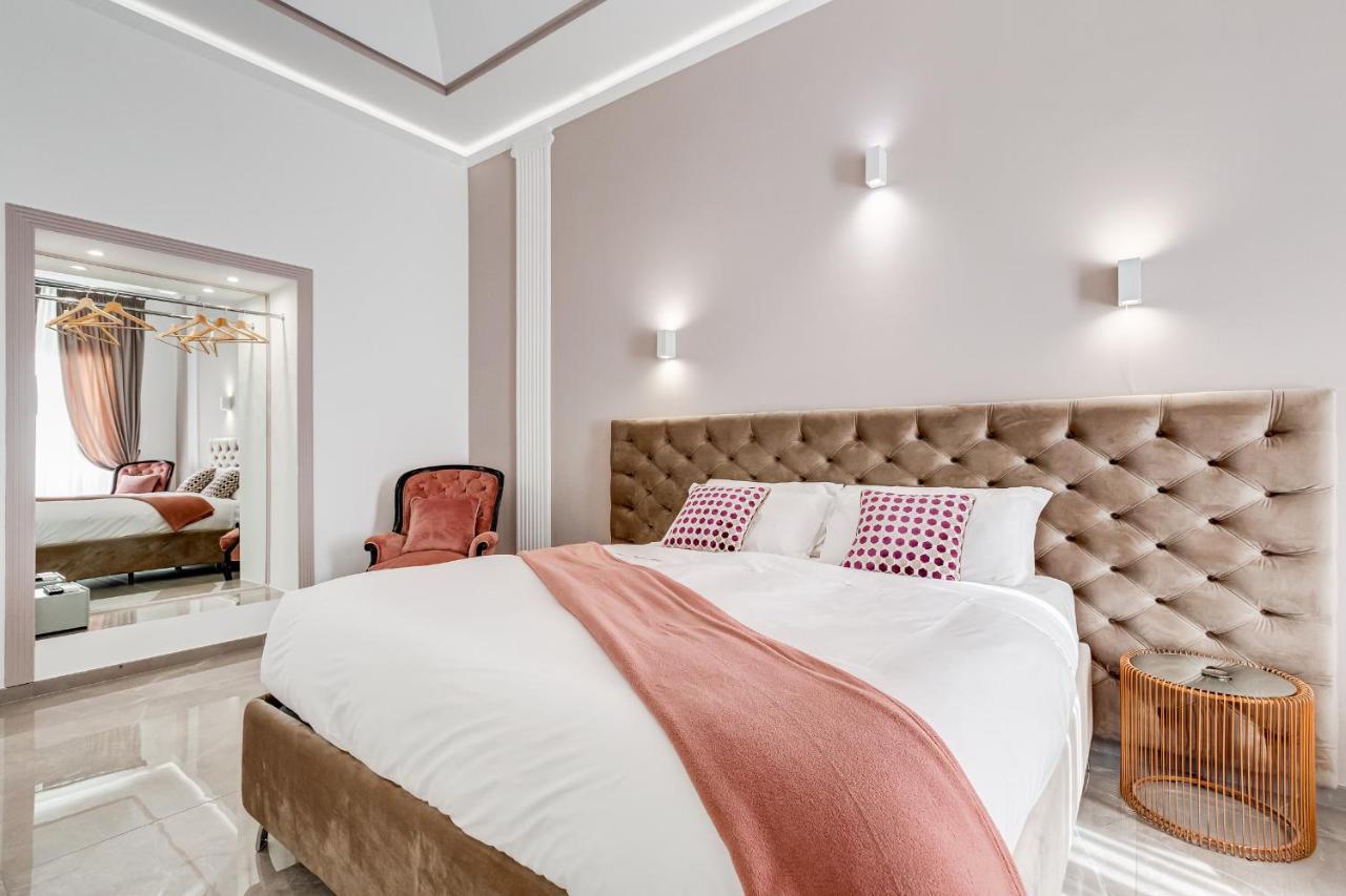 Unoseitre - Luxury Apartment & Suite Rome Exterior photo